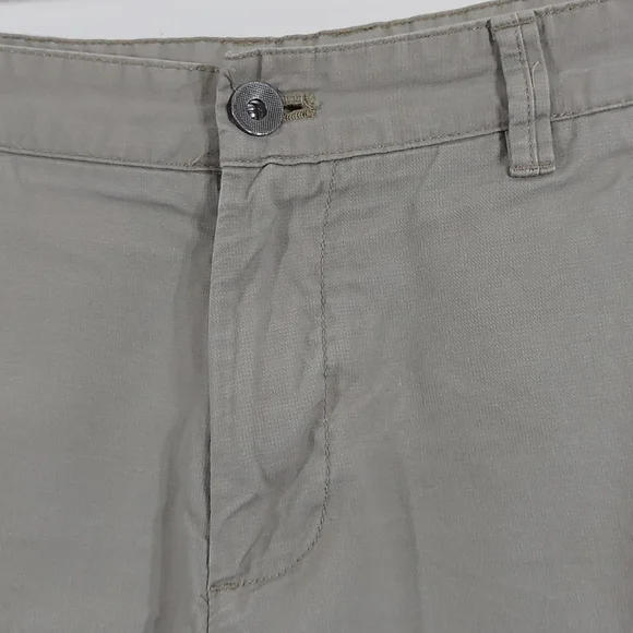 🟢 (PHIL) Calvin Klein Flat Front Cargo Shorts Size 30 - Picture 5 of 12